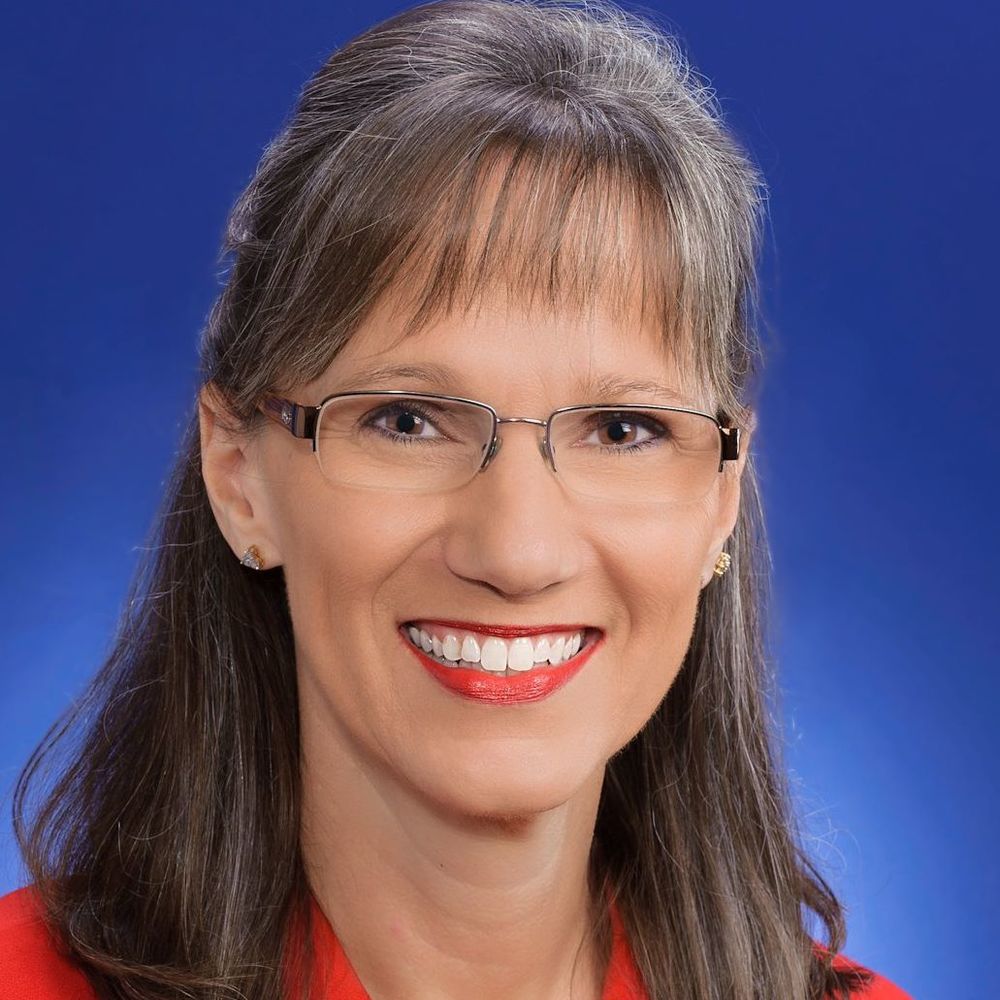 Meet your Posher, Lori